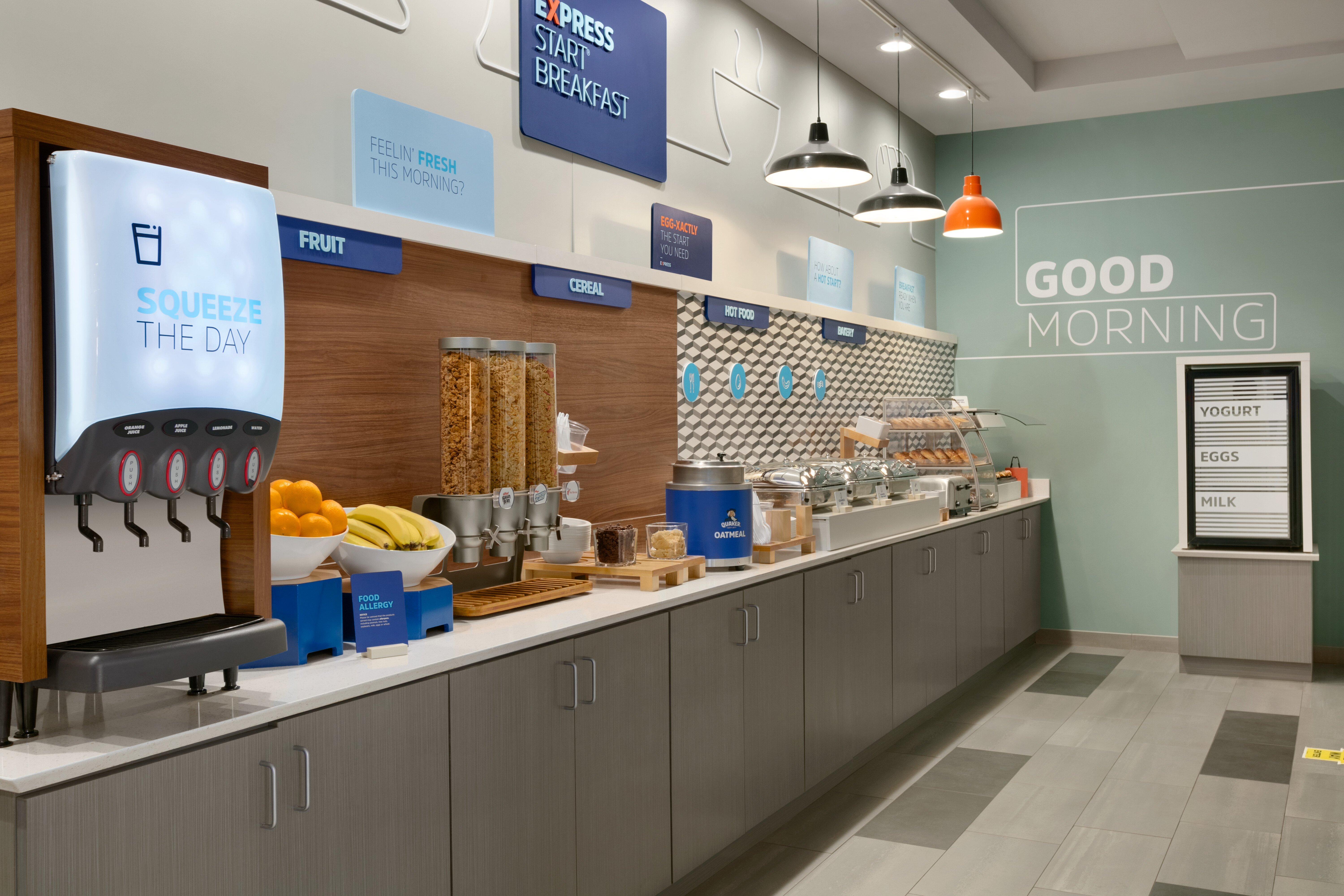 Holiday Inn Express Hotel & Suites Norfolk Airport By Ihg Exterior photo